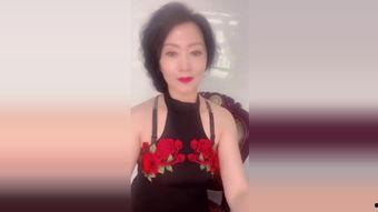 国产阿姨在线,温情守护，家的温馨故事